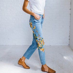 Embroidered Girlfriend Jean